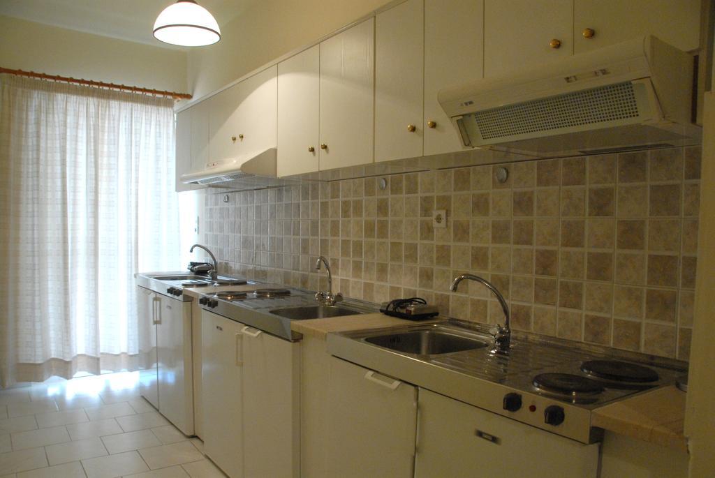 Tzovanna Studios Loutra Edipsou  Buitenkant foto